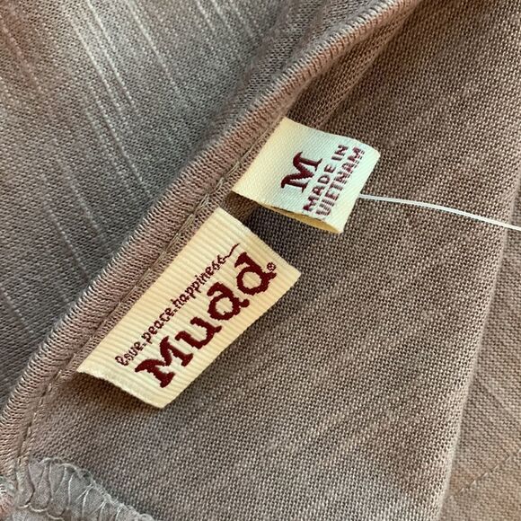 MUDD SOFT FLOW TRANSPARENT BACK WOMAN’S TOP - Picture 6 of 8